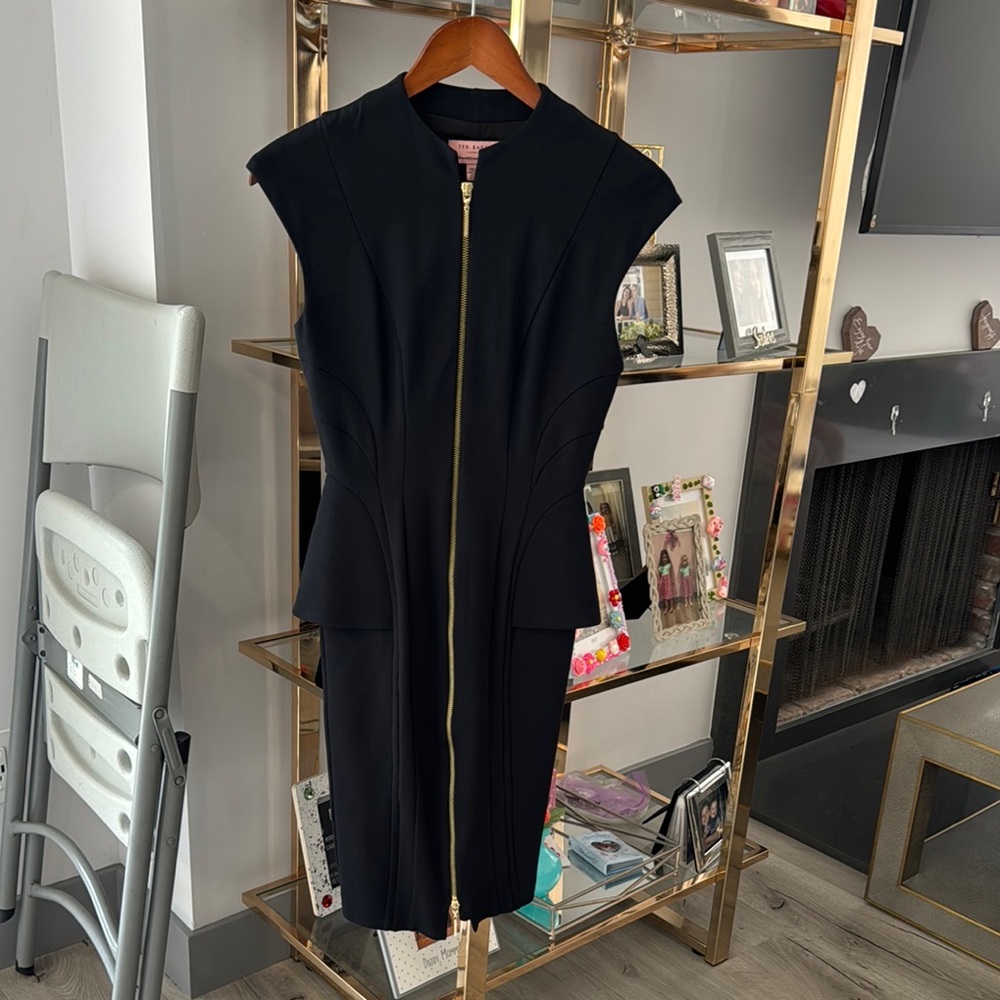 Ted baker Elegant Black Sleeveless Dress size 0